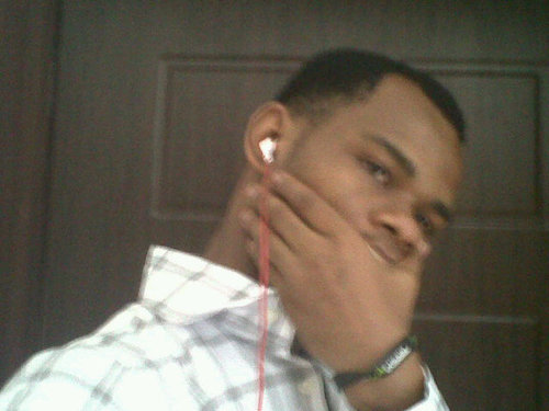 am cool and fyn no dy9