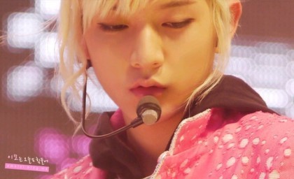 NU'EST Ren'bot'user /유저 어리지 않아요