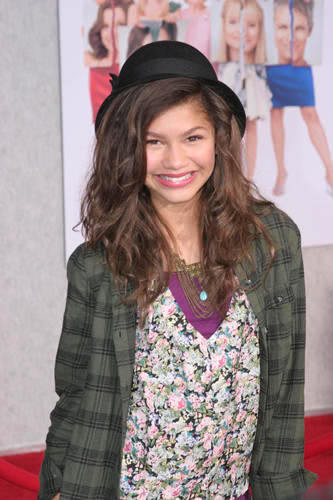 zswaggerforeve1's profile picture. i love Zendaya  Coleman  forever, shes my inspiration and an amazing dancer Zendaya tweeted me on 14/2/13 supporting Zendaya always and FOREVER