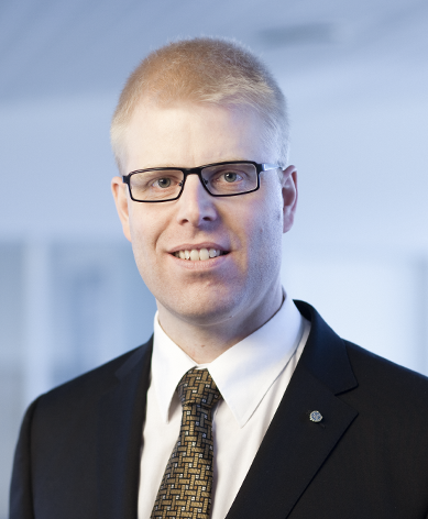 Unified Communications architect and consultant. Lync Master - MCSM:Communications.
