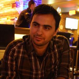 Bir matematikçi, hemen hemen bir yazılım geliştirici ve amatör bir fotoğrafçı :) 
Antalya
http://t.co/184CNKTd