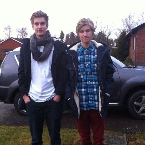 dalind261's profile picture. En fattig mångsysslare med lite fantasi och brist på kunskap i de flesta avseenden men är lika lyckligt deprimerad för det!