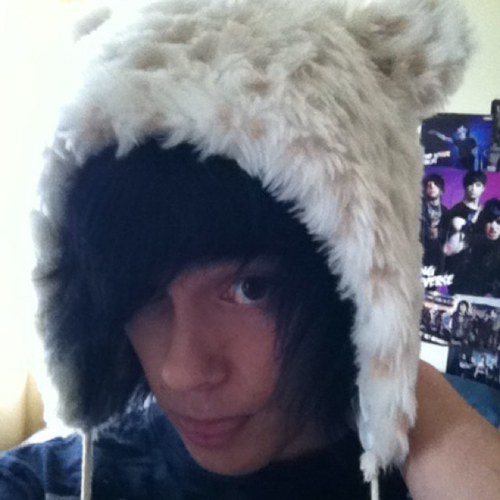 17. Send me a message c:
Kik: steveosimmo