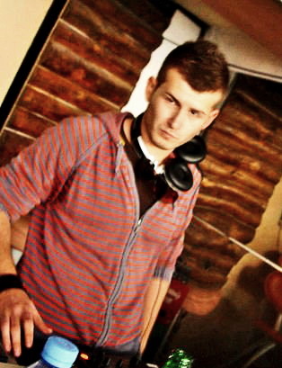 saffrek's profile picture. 