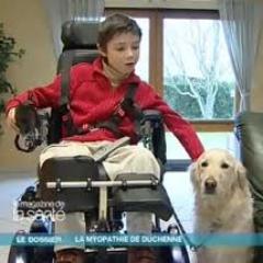 Bonjour, nous sommes des élèves de 3 ème . Avec notre professeur de svt nous nous mobilisons pour le téléthon contre la myopathie de Duchenne . Suivez nous .