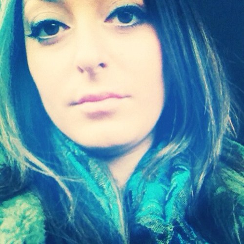 minnielondoner's profile picture. Londoner who sings and writes songs addicted to all things vintage