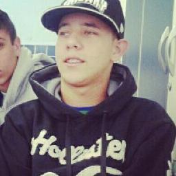 Todoo dela (: @_annacrara 3