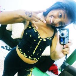 inveja ? existe .. de 10, cada 5 é na maldade . . se quer guerra , terá .. & se quer paz, eu quero em dobro =p *