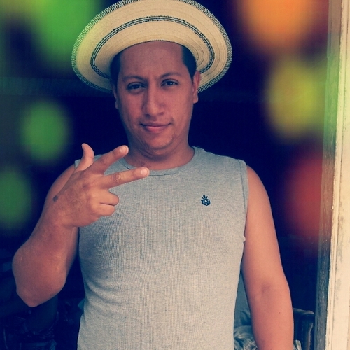 Nahh.. Me gusta molestar.. Pasarla bn..cn la gente q lo merece... Y despues q todo te bn... Andaremos re-bien...!! =) !!