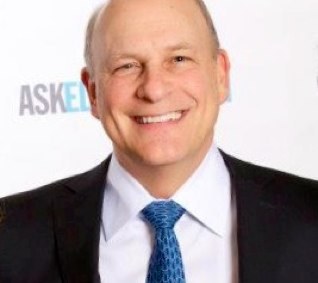 Native New Yorker, Executive Vice President, Director of Sales, Douglas Elliman. Love real estate, motivating & growing people, Tennis enthusiast.