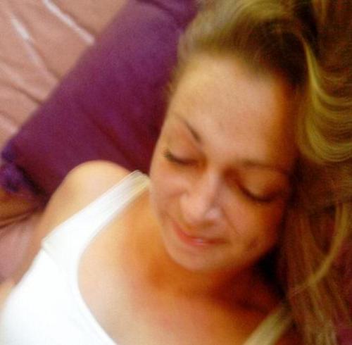 B2sweets's profile picture. Love each day as if it was your last!