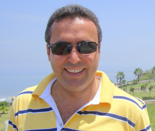 Empresário. Piloto. Fundador do PSDB. Vivo descobertas pelo mundo. Amo a minha família. Sou fã da aviação ✈️