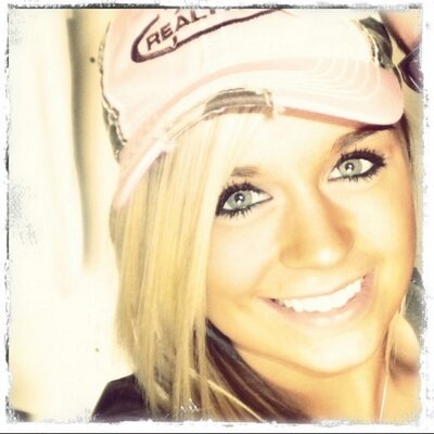 Ashley Holz (@AshleyHolz) | Twitter