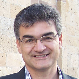 Cristiano evangelico pentecostale trinitariano. Il Signore mi ha salvato per grazia mediante la fede in Cristo Gesù nel 1990.