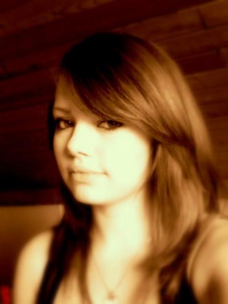 DaphneMoor's profile picture. Looking forward to follow and be followed.