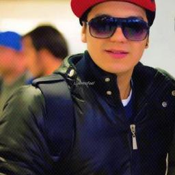 Não é qualquer cantor, não é qualquer ídolo, não é qualquer voz, não é qualquer pessoa, é você @luansantana. Since: 21/01/2012 :*