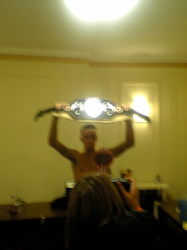 talkingboxing's profile picture. I'm a ex-fighter 5w-0l-1d hand problems stopped me fighting so now I like talking boxing, tweet ur thoughts here on results, upcoming fights, events etc....