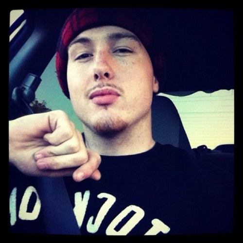 love few fear none.StanDin sTrong in PorT City..stickn strong to the goals.. do it for my family ..we all we got #BSFM