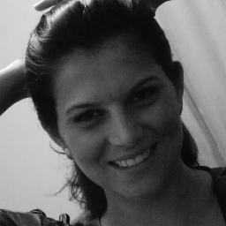 Quem sou eu neste Mundo? Sou reticências... nada está acabado, definido... posso ser tudo ou nada...depende do ângulo que vc me vê...