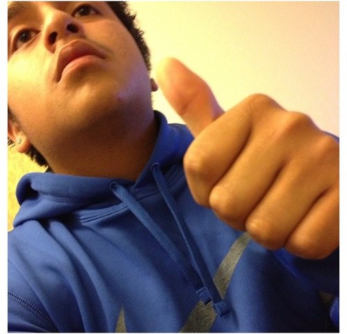 GetNakedUBZ's profile picture. 