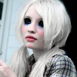 ShockingSinner's profile picture. With eyes black as night, and hair white as snow, I won't attempt not to kill you. *cackles* #SinfulDisney