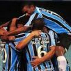 Uma gremista, q ama o gremio*-*
11/11/12