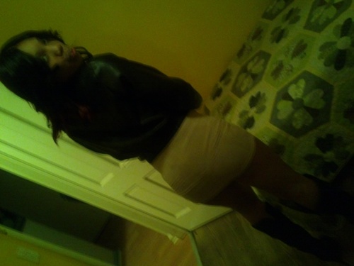 f l y lil bitch LOVE to stay cutee independant w.her OWN cooop : ) follow my lil sis with her lil savage ass @oushany_