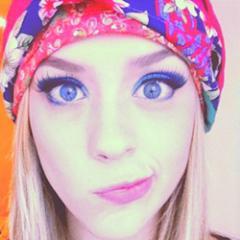 Fã clube dedicado a Linda @sophiaabrahao , Eu sou Somic , Dêsha !! ♥ Começo em 08/11/2011  *-*