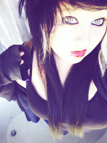 kckitty2's profile picture. subscribe to my on YouTube? (: Kourtnycash