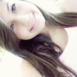 Bio fugiu com a Bia , psé , safadinha ela né ? :3 .