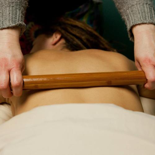 Hands in Harmony is an oasis of Holistic therapy for the body, mind, and spirit.
