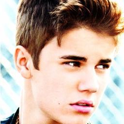 i lovee justin bieber truuee belieber!!!