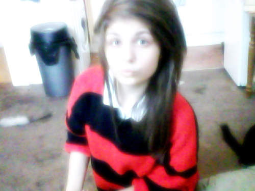 Im me, dont expect me to change for you! Im 13,a footballer,an astronaut an a dinosawr(y) Doesnt matter if i dont know you just talk to me:) 3