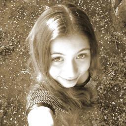 Hola soy Jacky como tas?? todo bn?? segime que no llego a morderte ah :D :D :D