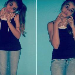 Hola! Me llamo Donna tengo 12 años, soy de argentina, si , soy BELIEBER, algún problema? Ok bueno chau :D