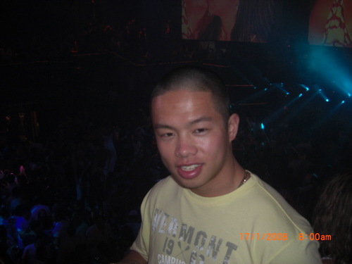 phillip1582's profile picture. be positive, follow your dreams and everything will fall into place! friends, family, football, poker!