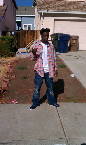 CurrensyNate's profile picture. Money ova Bullshit cause that's the way it's post to be.