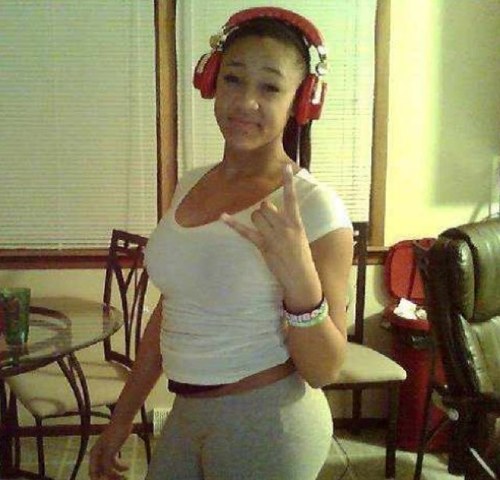 Im new to twitter so follow me & help me out please :)