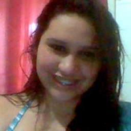 O bonito me encanta. Mas o sincero, ah! Esse me fascina.