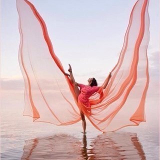 stalelyn's profile picture. 