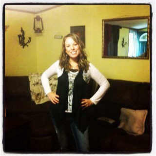 I love jesus! He is my life. He is my future.