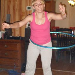 Fun+outgoing,not shy,love making others laugh.Sing and act for fun cuz it makes me happy.Never tell secrets,love my family+friends.I'm short but big sense humor