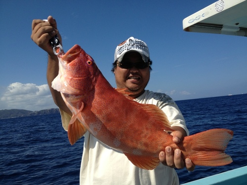 OPAmember_J's profile picture. 沖縄と釣りが大好きです!! 釣りなら何でもやりますが、釣れるかどうかは運しだい。。。（釣り関係以外はフォロー出来ません。）