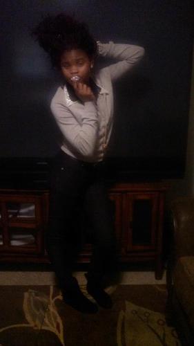 nuquera's profile picture. Follow my cousin @eat_mypeanuts not much 2 say bt follow me & ill follow back!