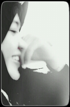 An ordinary woman lives in an extraordinary world ...