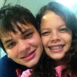 ''ainda bem que te encontrei agora sou mais feliz,igual nao tem me trata bem do jeito que eu smp quis ... '' eu te amo muitão pimpe / @carolribeiiro