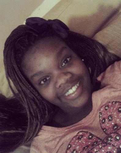 No Bio Needed Just Follow My Ambition... 
#TeamS I N G L E♥
#TeamChocolate
#TeamPretty
#TeamBraceface
#TeamBlattttttttt