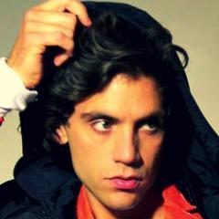 Mika Pennimanの画像botです❤ フォローは自動です、3時間に1回MIKAの素晴らしい画像をつぶやきます。※フォローを外す時はブロックでお願いします。