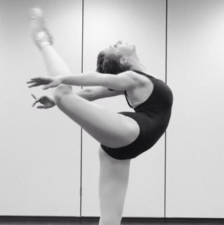 AnaOcean's profile picture. CW: 119.5 GW: 88 HEIGHT: 5'6'' Synchronized swimmer and dancer. Avi is me... Fat, i know.