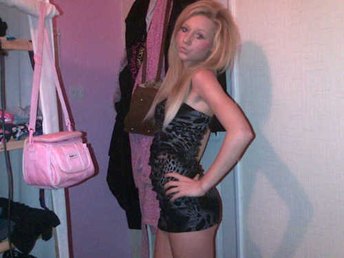 x_Teigan's profile picture. my life is ruined